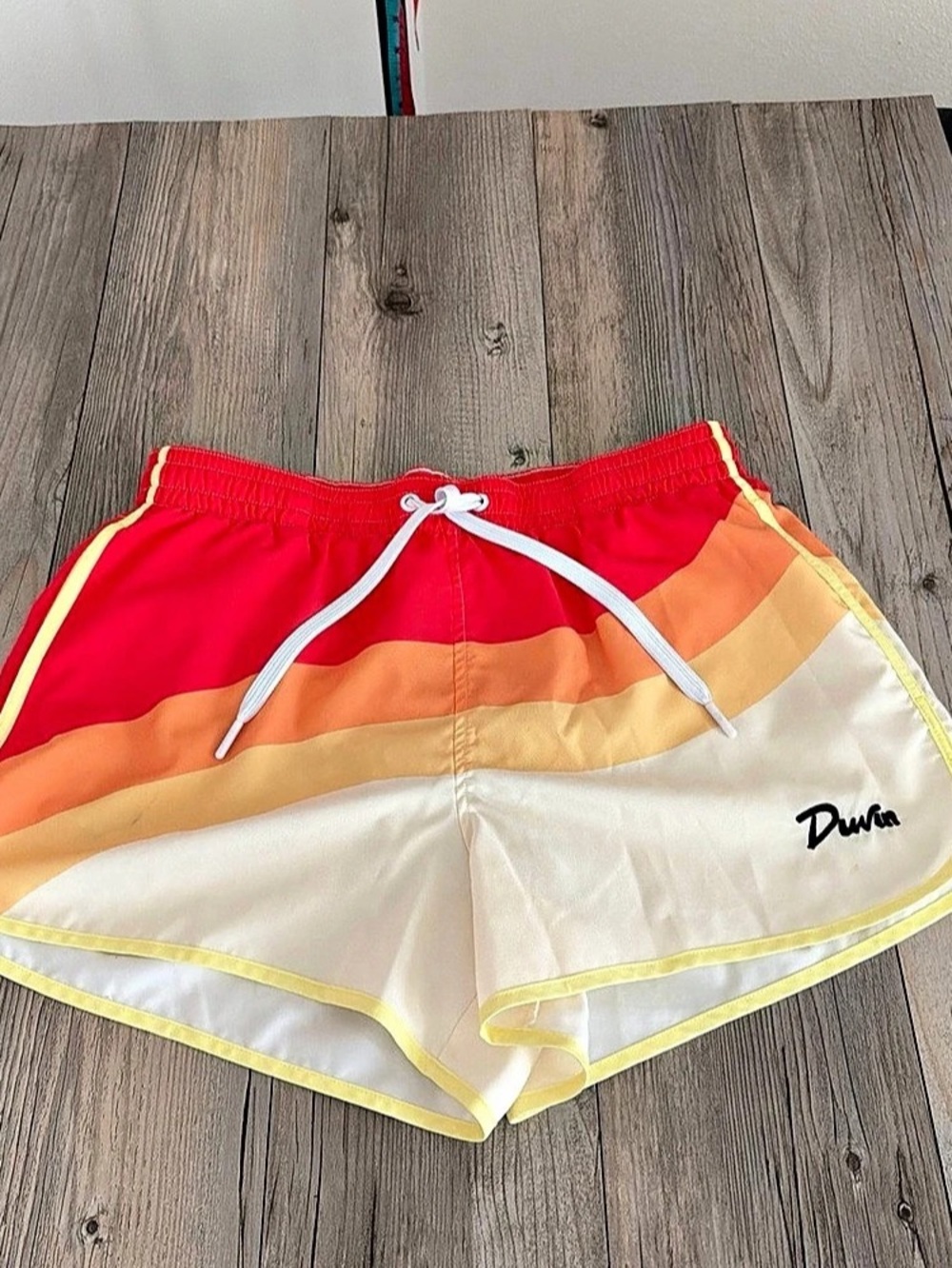Duvin Men’s Sunset Gradient Tanning Swim  Shorts Trunks Tagless Medium